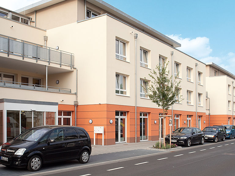 Das Pflegeheim Dreieck in der Frontalansicht