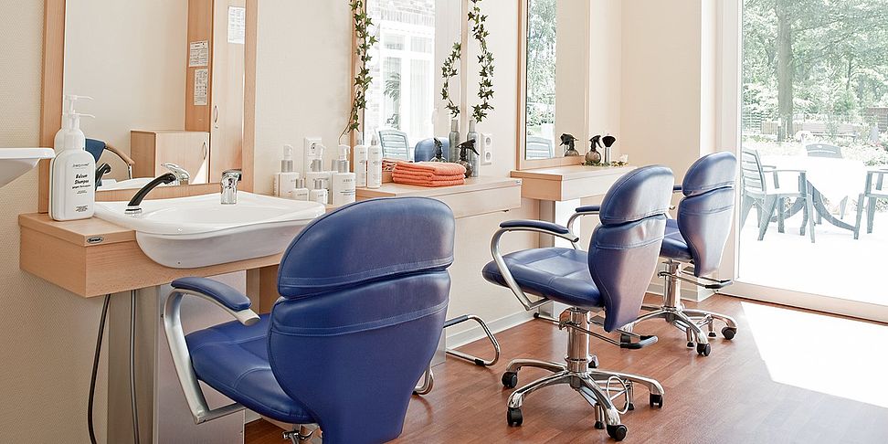 Im Pflegeheim Buchholz befindet sich ein Friseursalon.