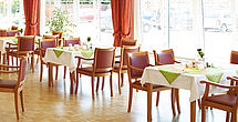 Das einladende und stilvolle Restaurant im Pflegeheim Guben