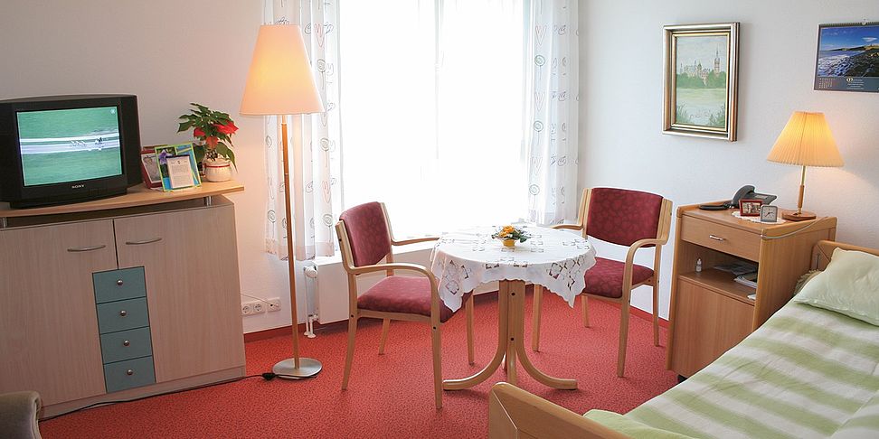 Pflegeheim Stralendorf - Ihr schoenes Zimmer im neuen Zuhause