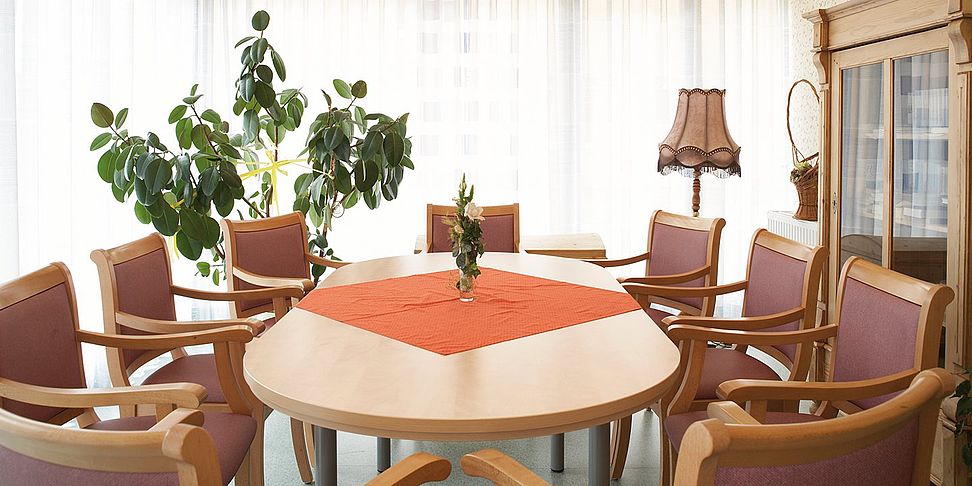Wohnliche Atmosphäre findet man in den Tagesräumen des Pflegeheims Wittenberg