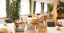 Das einladende und stilvolle Restaurant im Pflegeheim Meerane Haus Hoehenweg