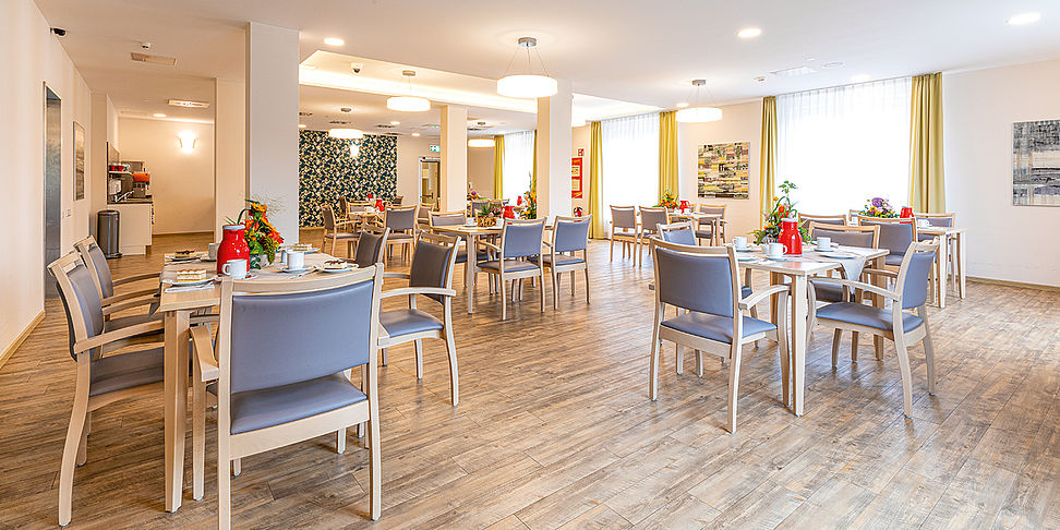 Das einladende und stilvolle Restaurant im Pflegeheim Eschenburg