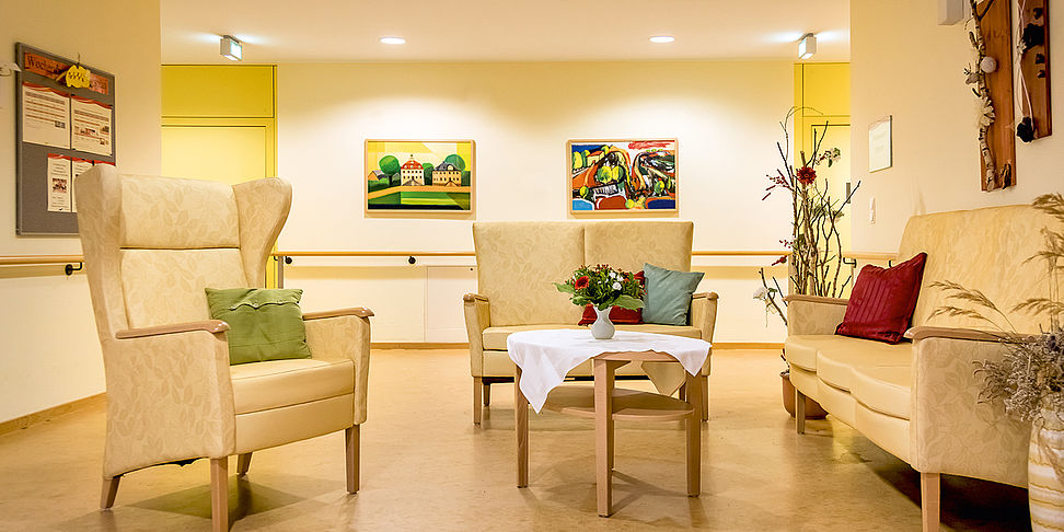 Im betreuten Wohnen Weimar gibt es viele Sitzecken zum Ausruhen.