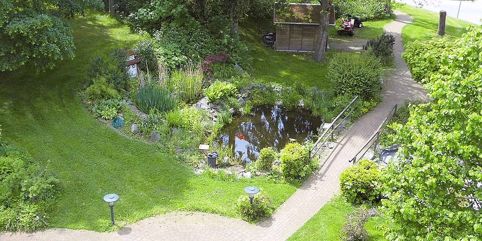 Der wunderschöne Garten des Pflegeheims Reichenbach.