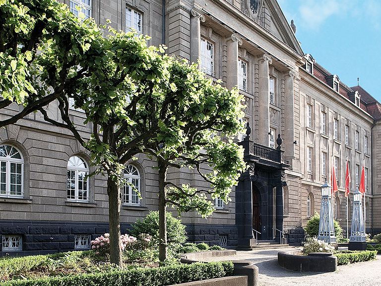 Herrschaftliches Ambiente in Hannover - im Seniorenheim der Extraklasse