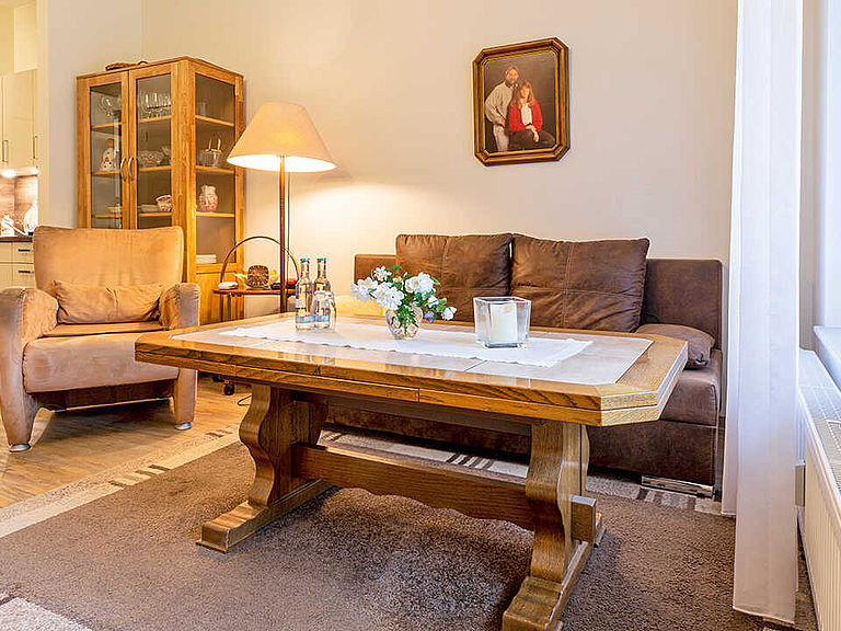 Das Kursana Nauen bietet im betreuten Wohnen schöne Appartements wie im Pflegeheim.