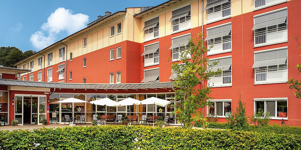 Das Pflegeheim Schrobenhausen in der Frontalansicht