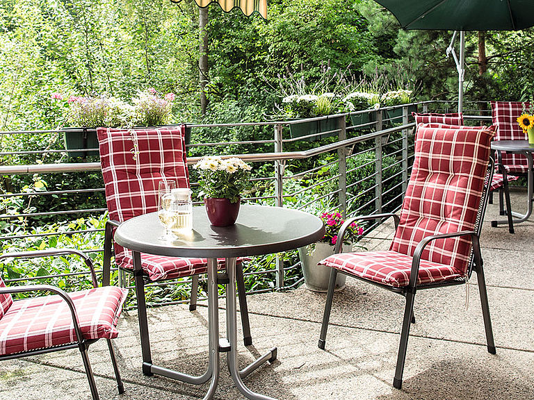 Schöner Ausblick von der Terrasse im betreuten Wohnen Herzogenaurach