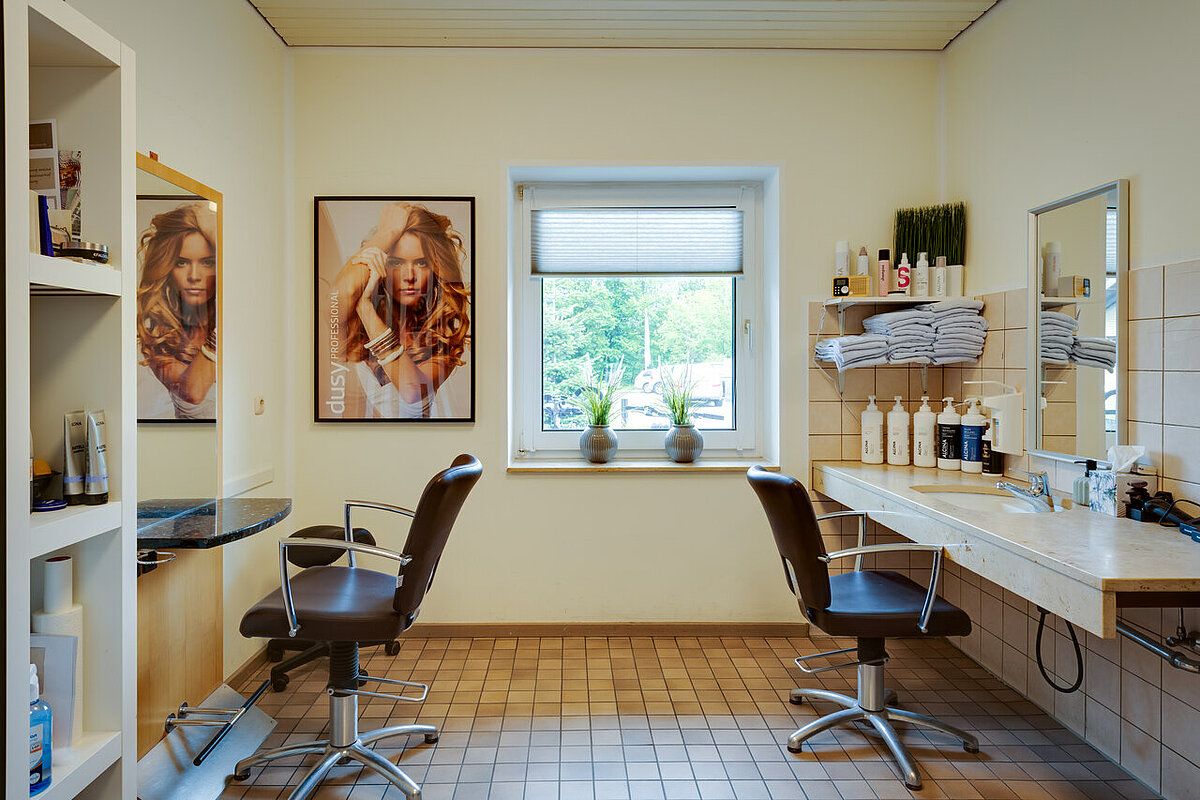 Friseur im Seniorenheim in Flensburg