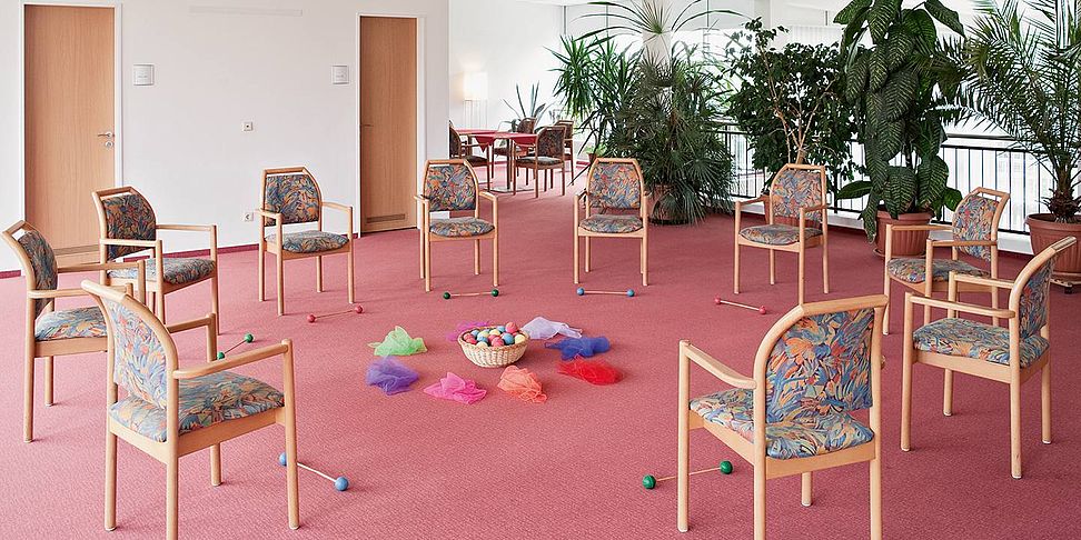 Im Therapieraum des Pflegeheims Grimmen finden Aktivitäten statt