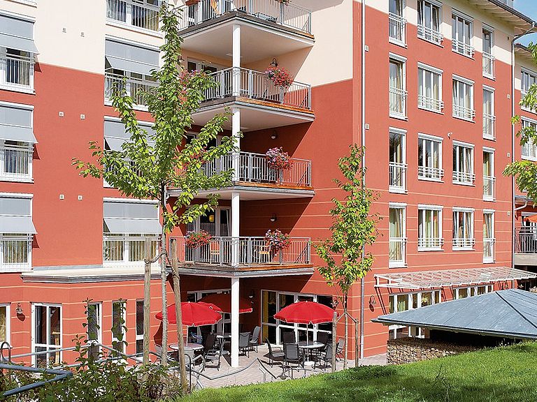 Das Pflegeheim Lappersdorf in der Frontalansicht