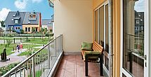 Im Pflegeheim Seligenstadt kann man auf der Balkon die Seele baumeln lassen