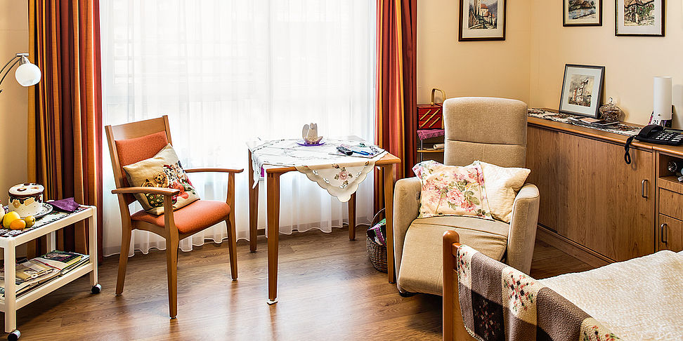 Pflegeheim Kriftel - Ihr schönes Zimmer im neuen Zuhause
