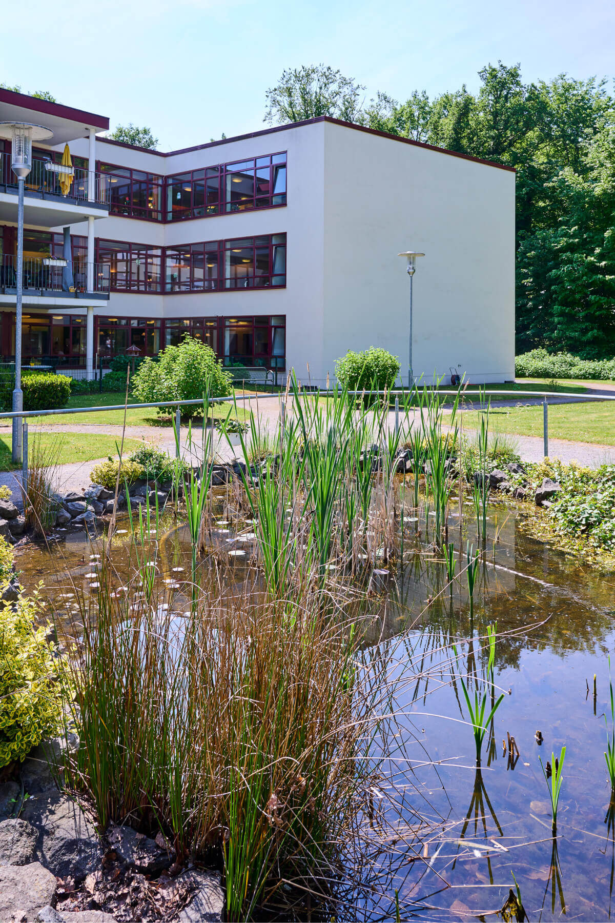 Teich vor der Senioren-Residenz Jakobus-Stift An der Kreuzkirche in Hamm